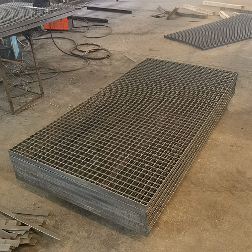 栈桥用钢格板格栅的安全与耐用性