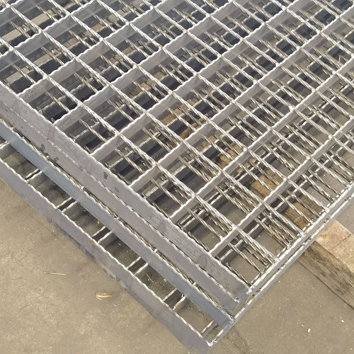 齿型平台钢格板的承载能力与安全性