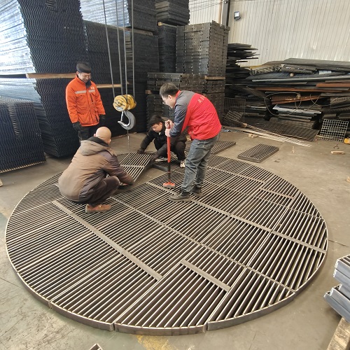 平台钢格板：保障大型工程承载需求的坚实之选